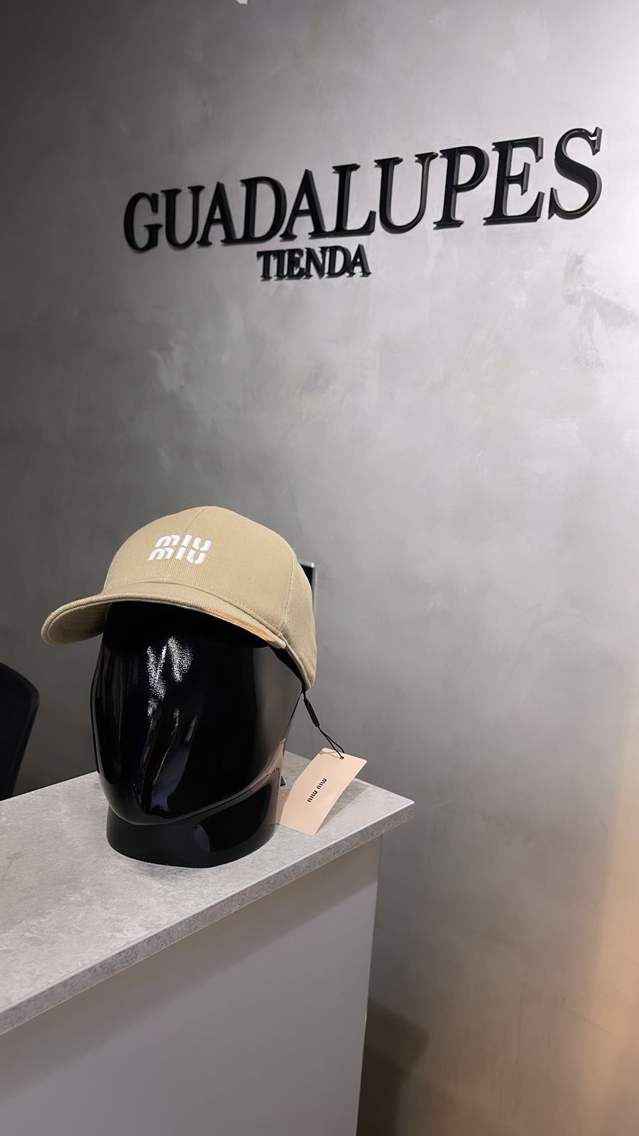 Gorras Miu Miu