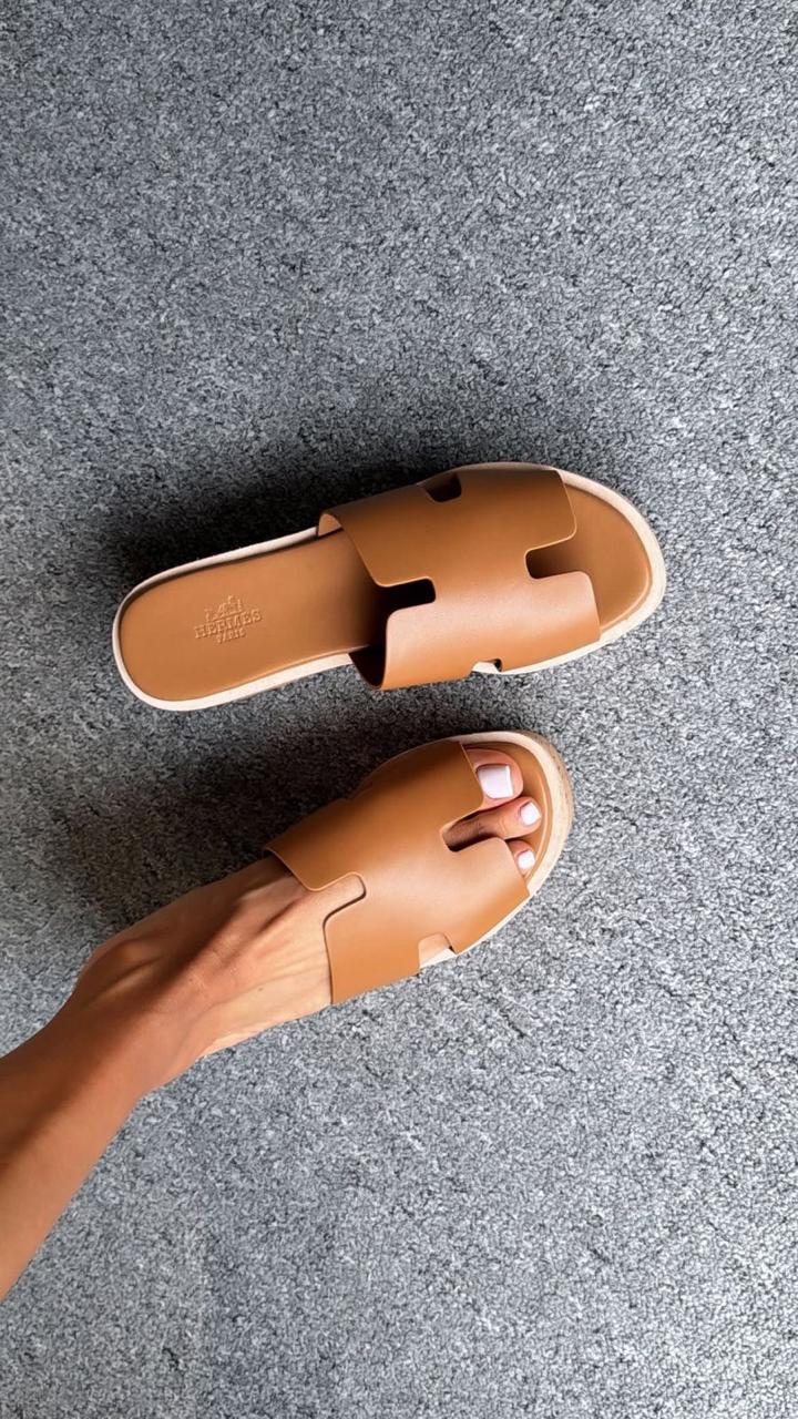 Sandalia Hermes Plataforma Cafe